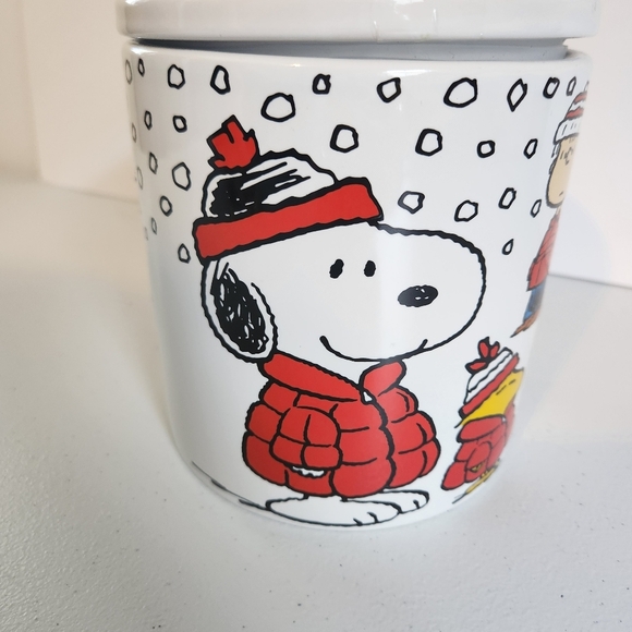 Peanuts Charlie Brown Cookie Jar Coffee Storage Kitchen Christmas Winter White - Picture 8 of 8